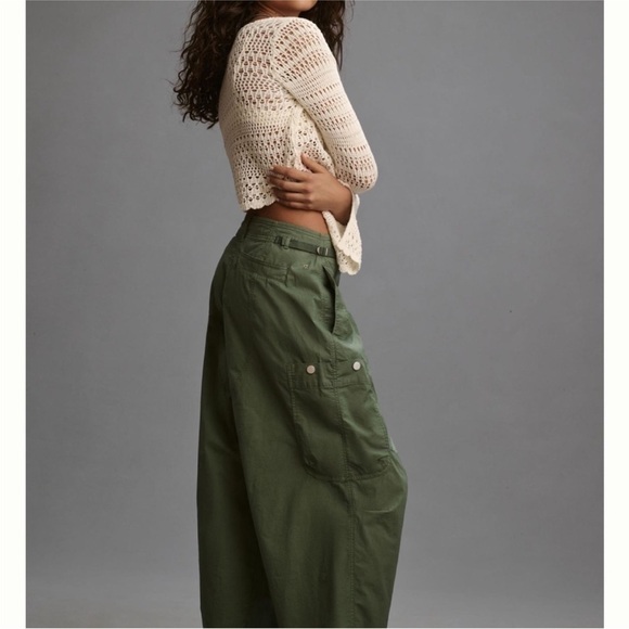 Anthropologie✖️Pilcro Slouchy Fit Surplus Pants Cargo Wide Leg Cropped Pants - Picture 4 of 16